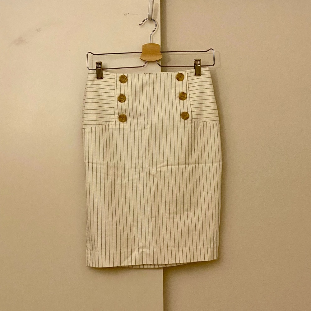 Ann Taylor White stripe skirt - Size petite 0